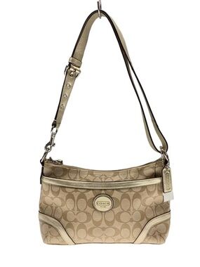 2010 Coach Peyton Signature Hobo Bag 👜
Style F18924 / F19260 Series